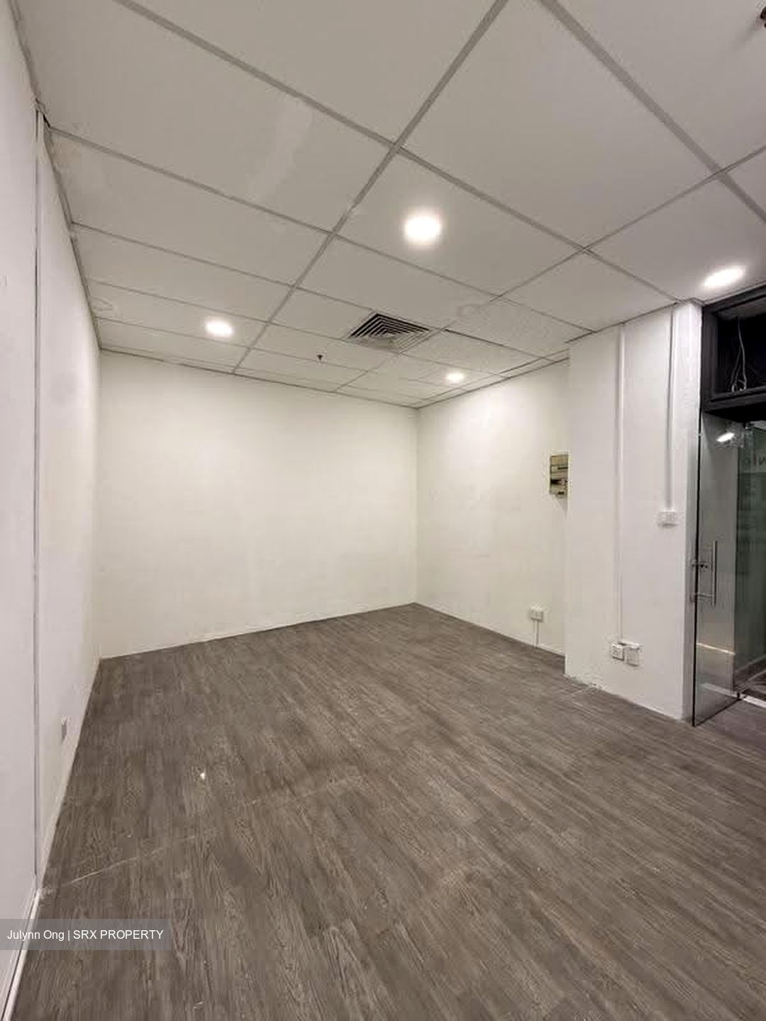 Excelsior Shopping Centre (D6), Shop House #620590971